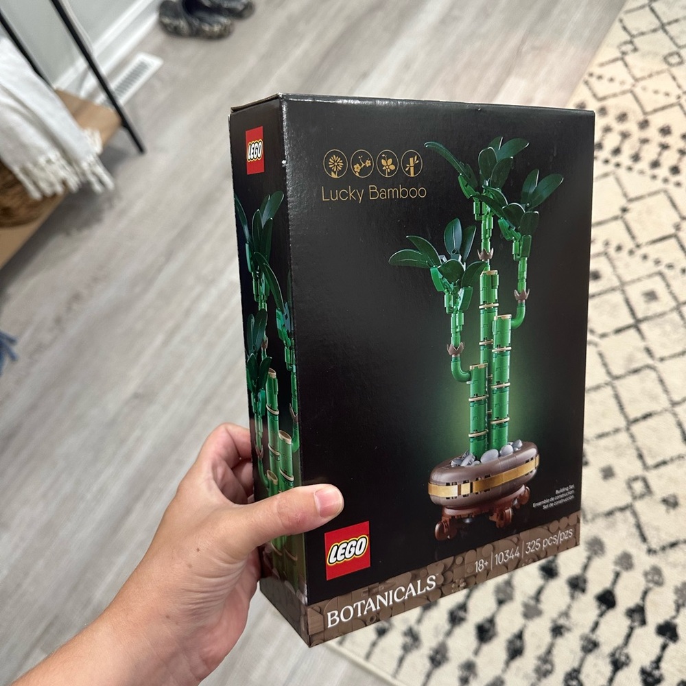 LEGO Botanicals Green Bamboo Display